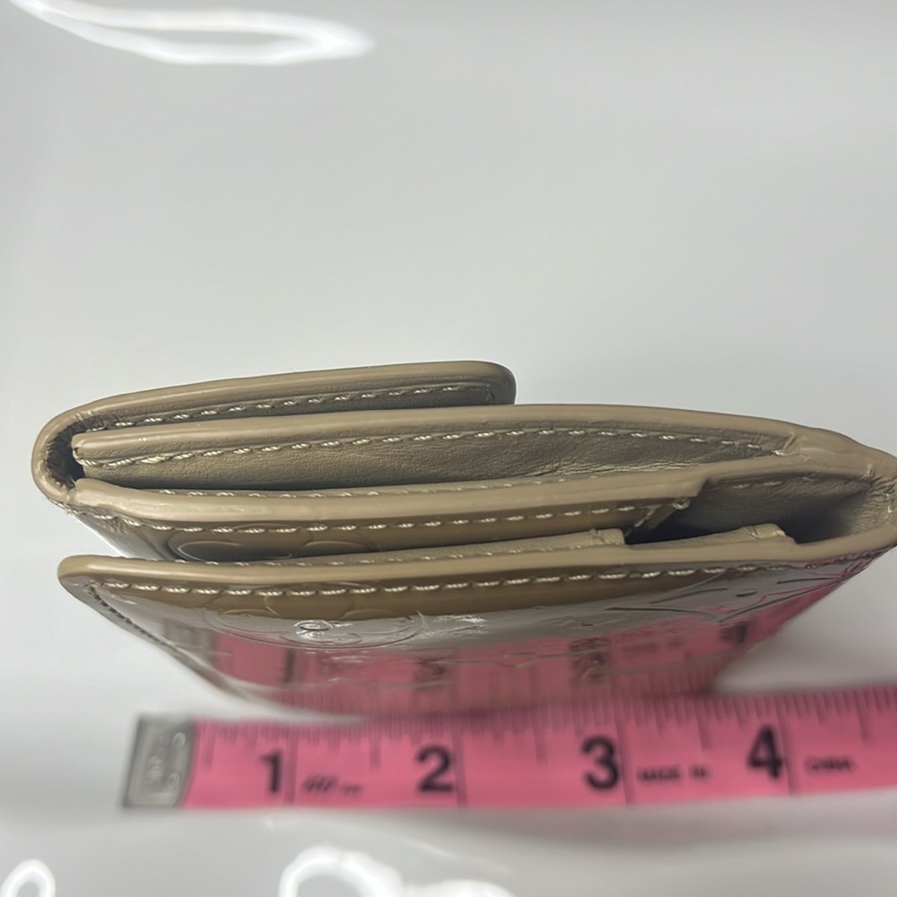 LOUIS VUITTON MONOGRAM VERNIS BILLFOLD WALLET - Picture 12 of 13